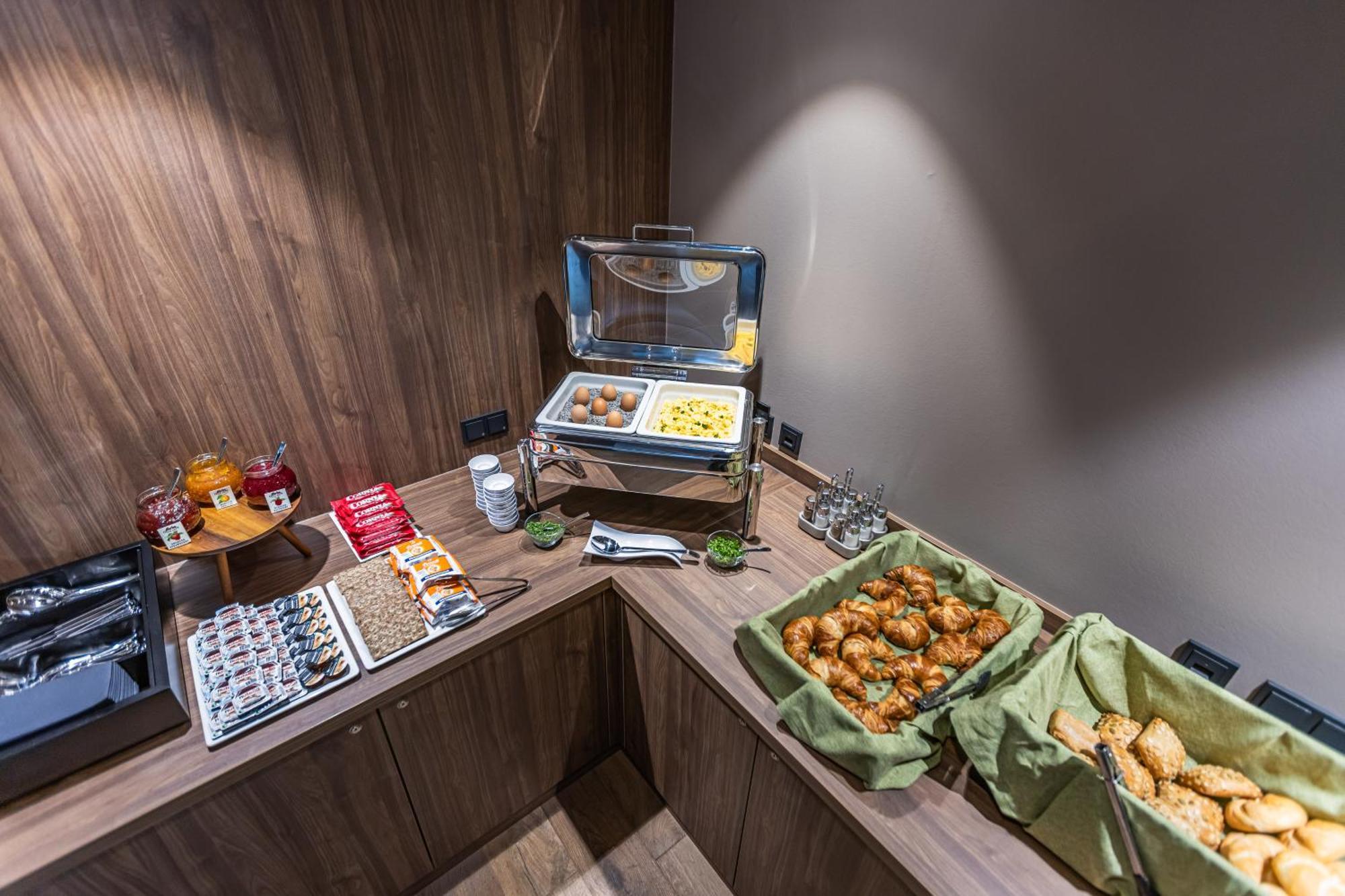 Platzhirsch Living Hotel Келстербах Екстериор снимка